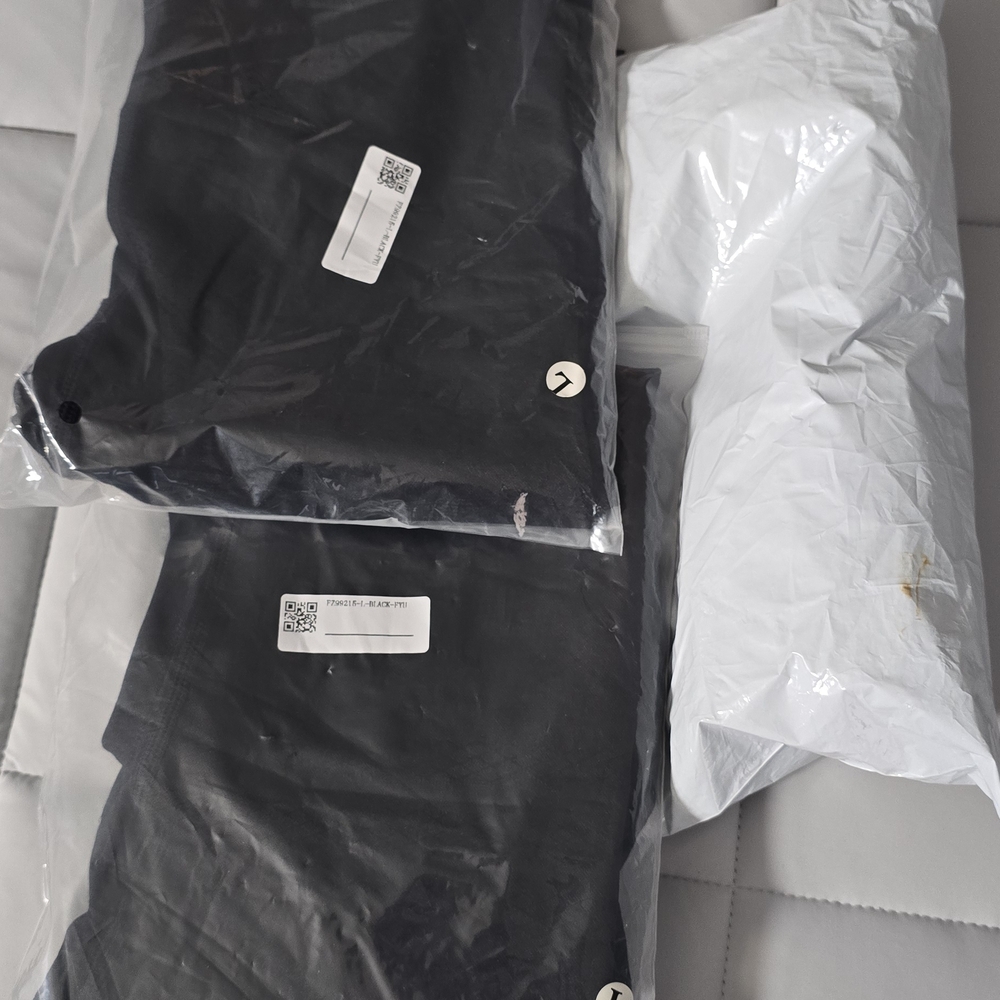 IONIX Sculpt 3D Lift And Smooth Leggings $35 Each Or 2 For $60 - Picture 4 of 4